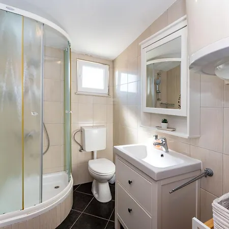 Apartmenthouse Ivana *