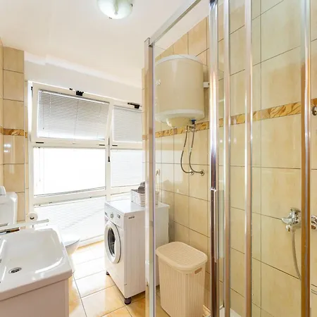 Apartmenthouse Ivana 公寓 *