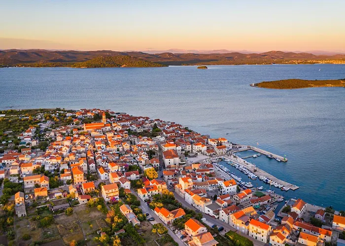 Apartmenthouse Ivana Betina (Sibenik-Knin)